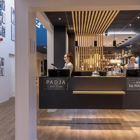 Hotel Padja & 4*